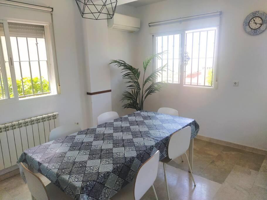 Luminosa Y Confortable Casa Con Vistas Y Piscina Holiday home Jun